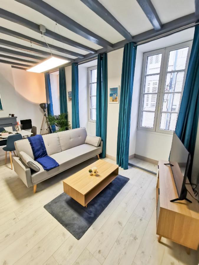 Appartement Ma Douce Charente - Superbe T3 Design Et Fonctionnel - Hyper Centre A Saintes Εξωτερικό φωτογραφία