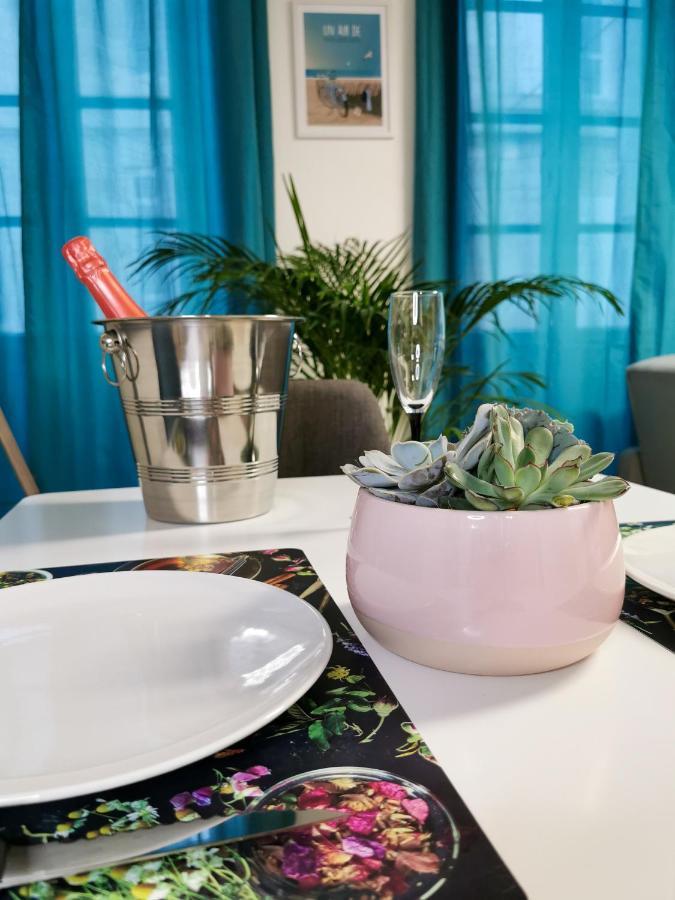 Appartement Ma Douce Charente - Superbe T3 Design Et Fonctionnel - Hyper Centre A Saintes Εξωτερικό φωτογραφία